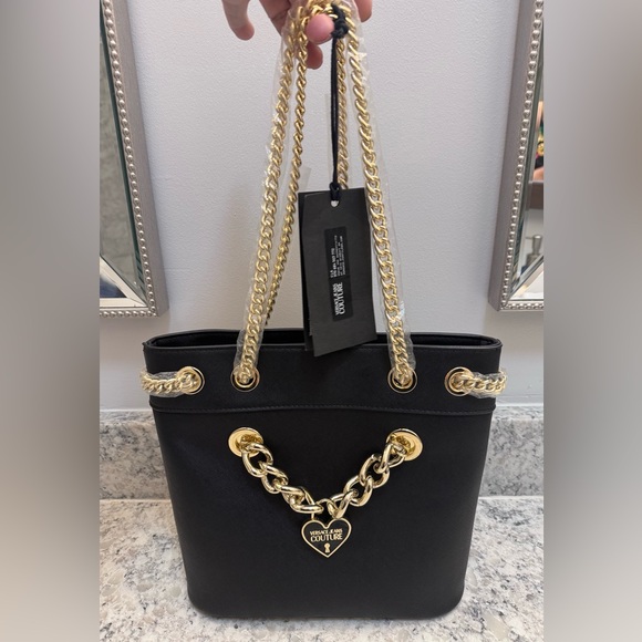 NWT Versace Jean Couture Black Small Shoulder Tote Bag W/Gold Chains & ❤️ Locket - Picture 2 of 16